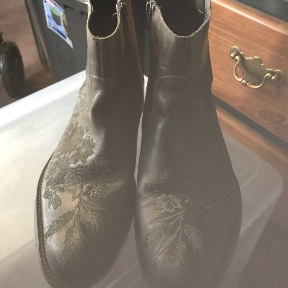 Handmade-Made To Order Boots
